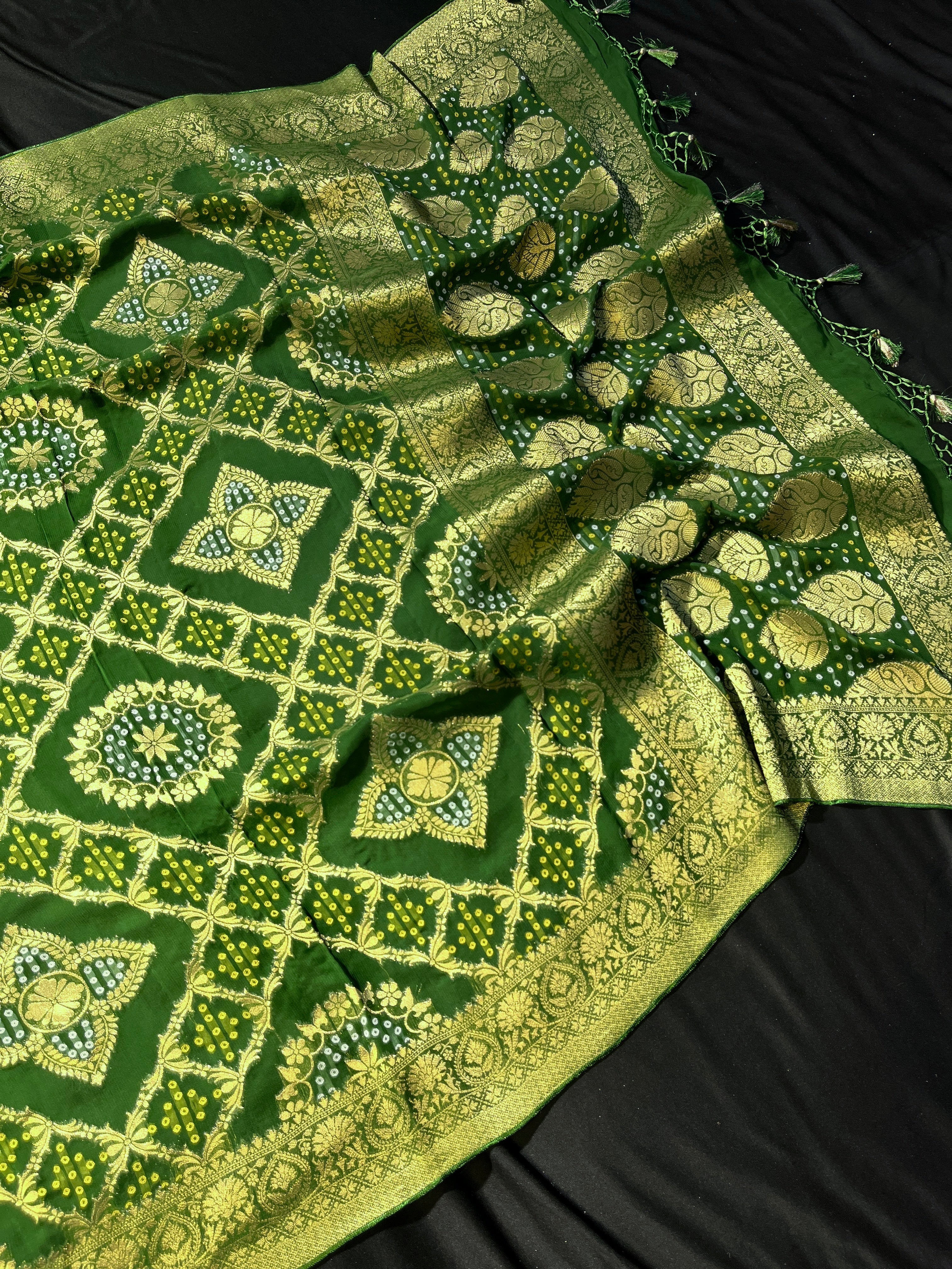 Khaddi Georgette Bandani Saree