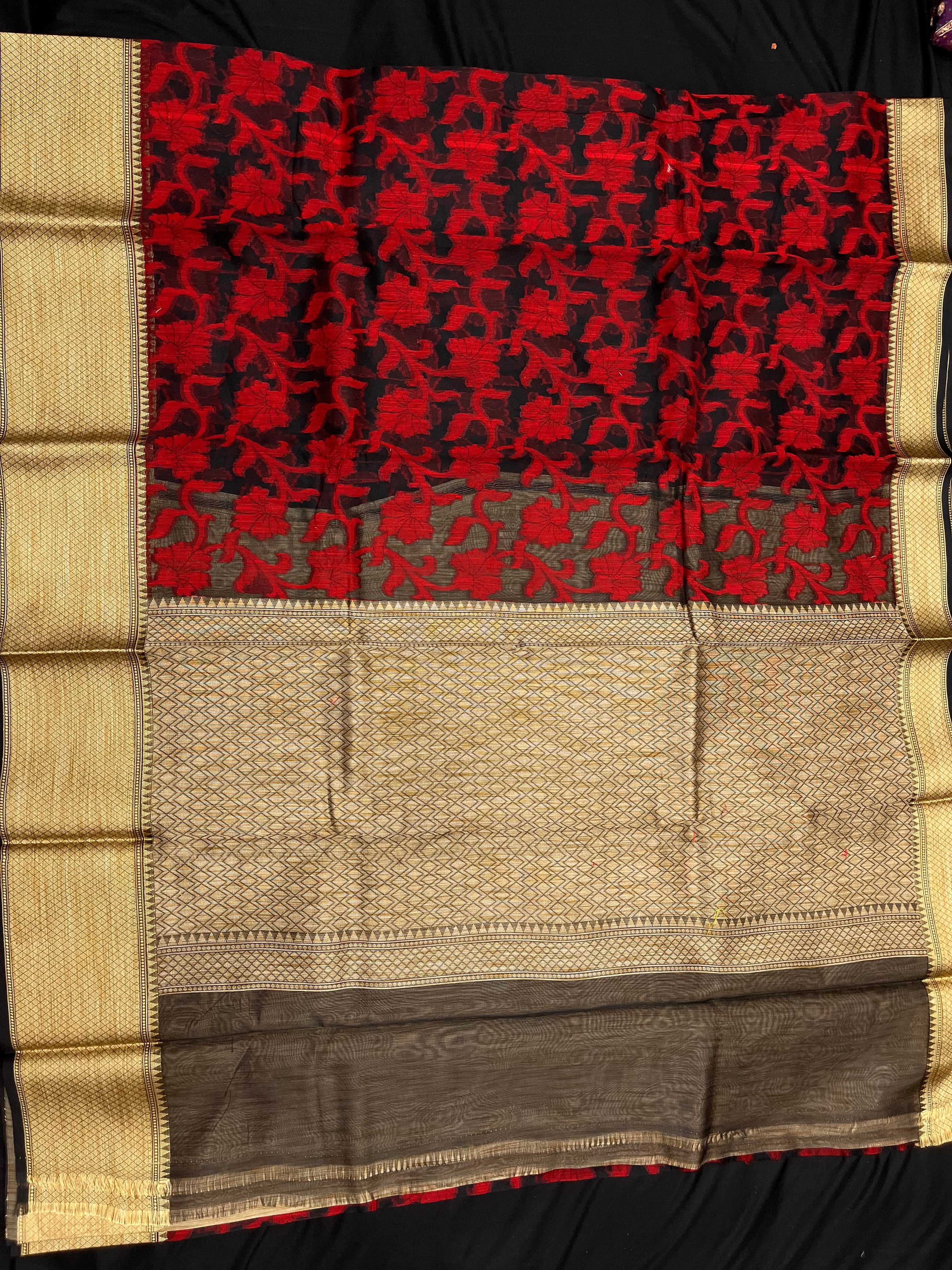 Beautiful Cotton Jaal Saree