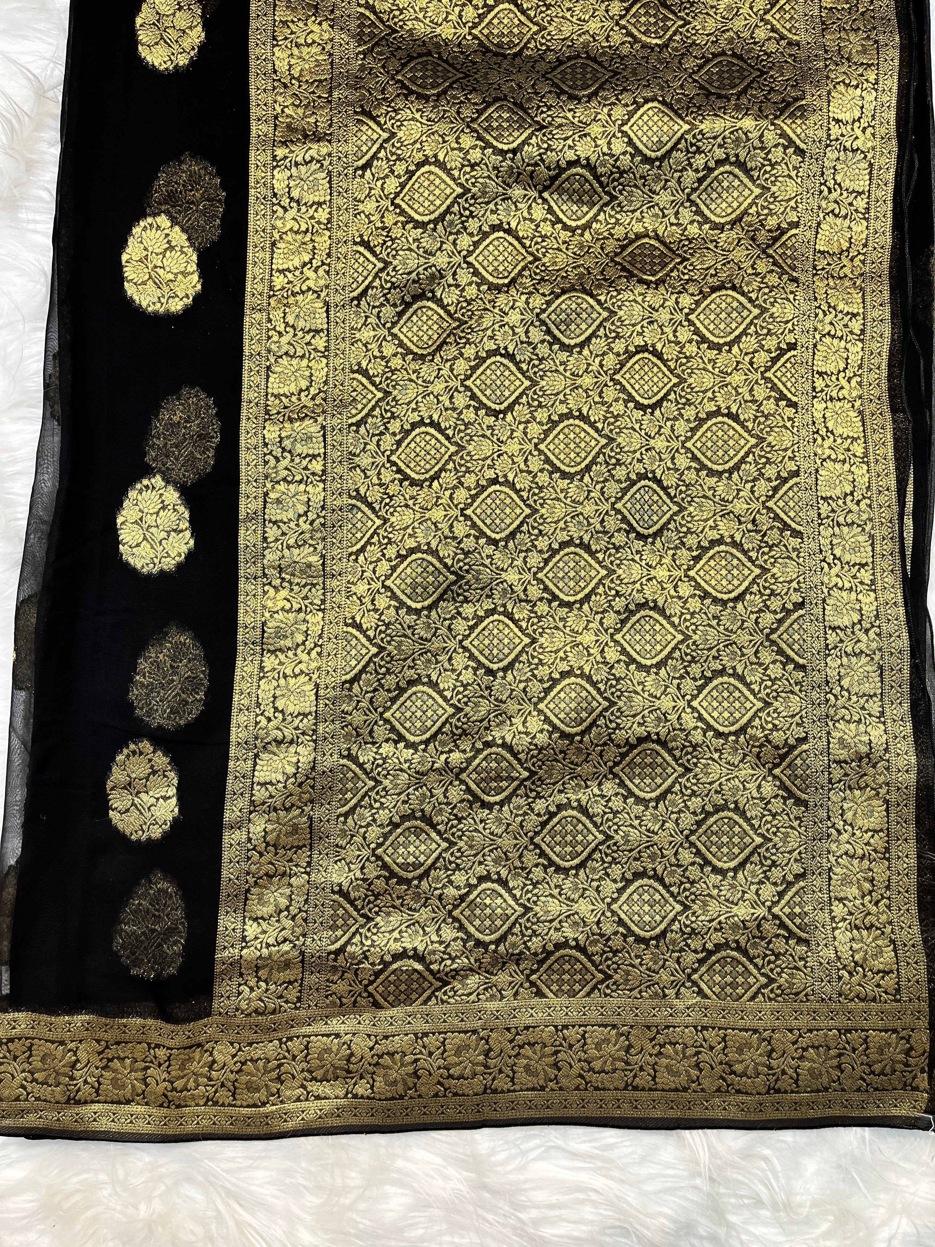 Khaddi Georgette Buta Saree