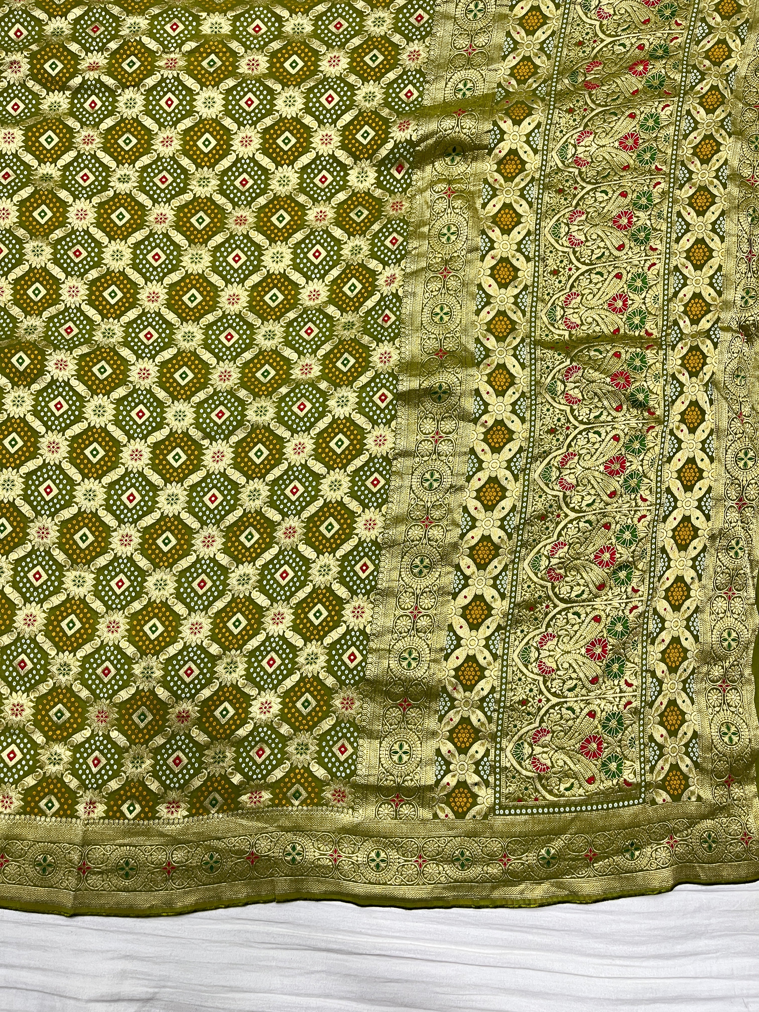 Khaddi Georgette Bandani Meenakari Saree