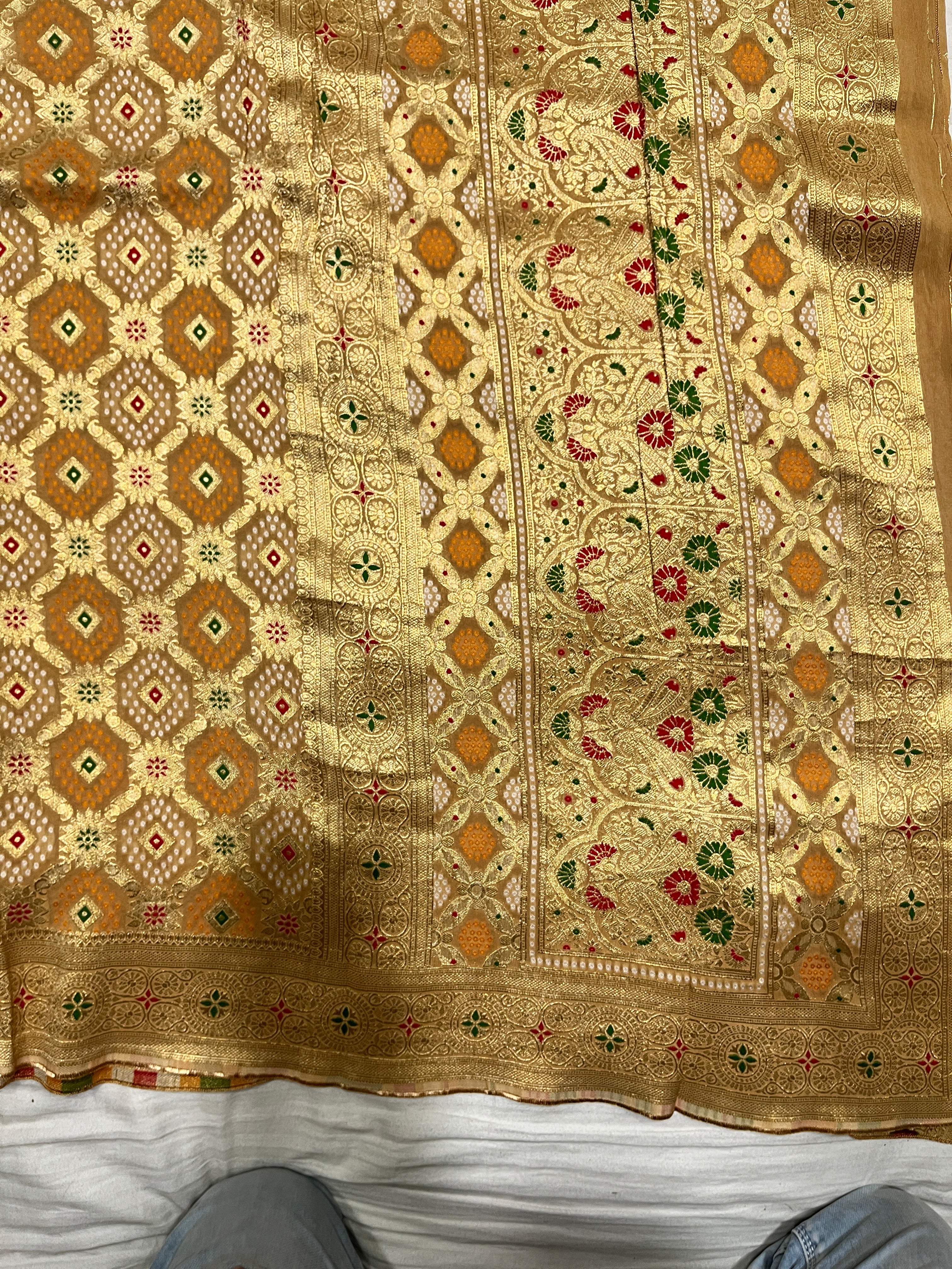 Khaddi Georgette Bandani Meenakari Saree