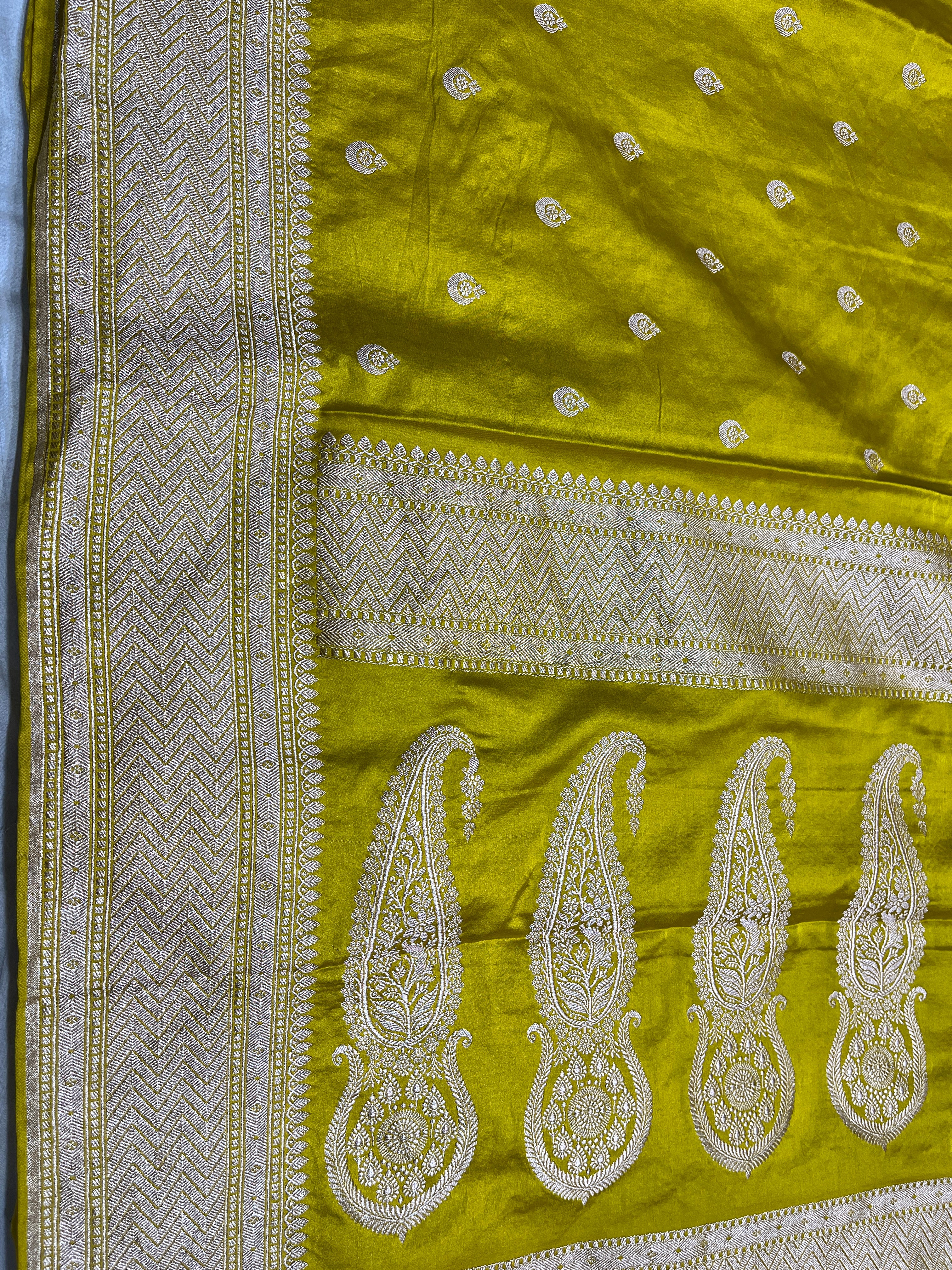 Mashru Silk Chand Tara Buti