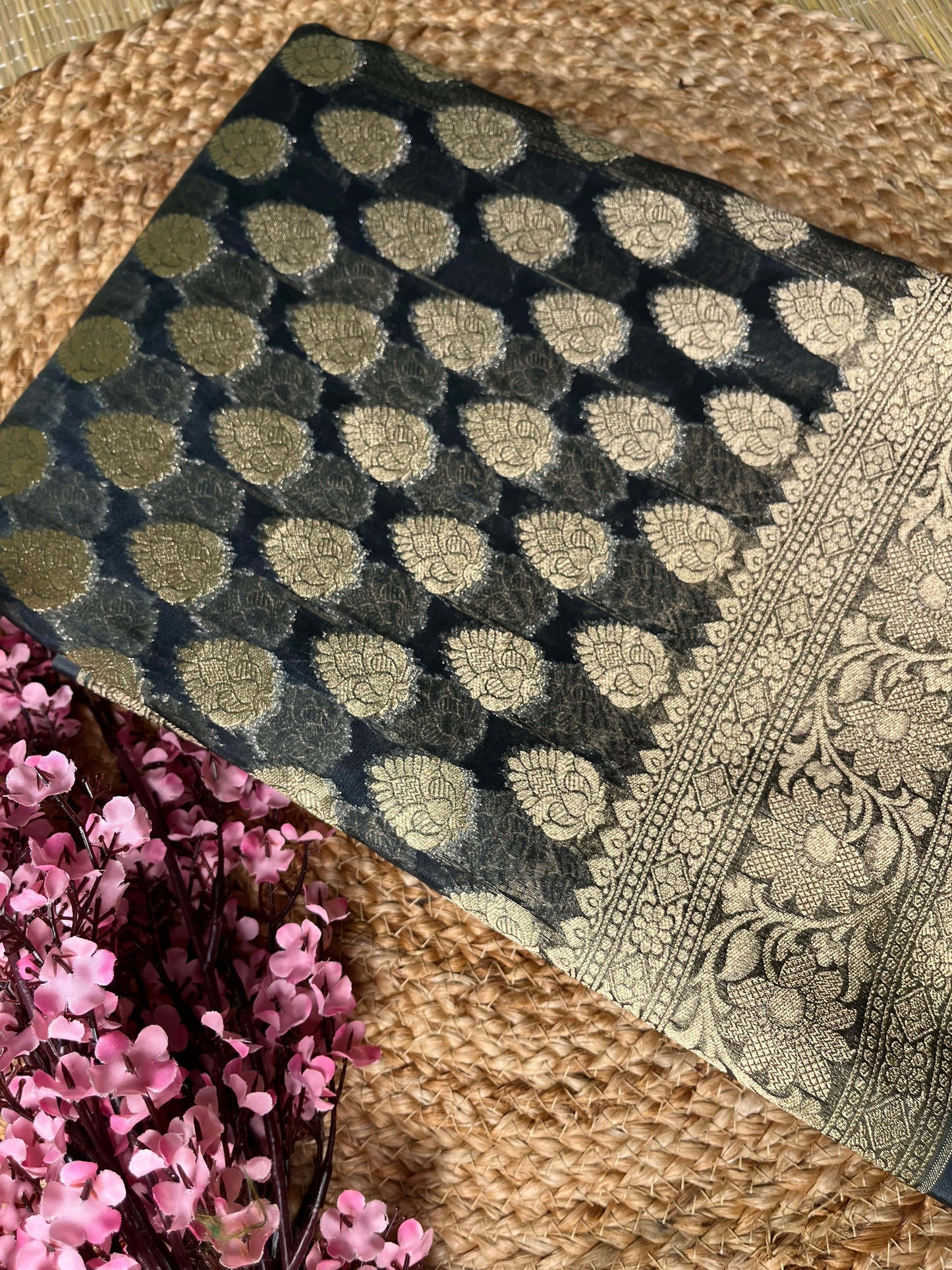 Banarasi Navy Blue Organza Buti Saree