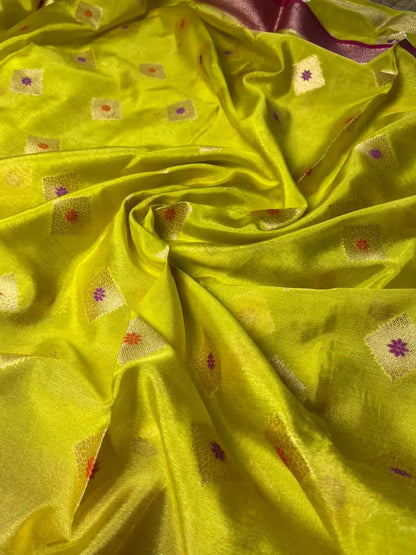 Banarasi Palm Silk Meena Diamond Boota