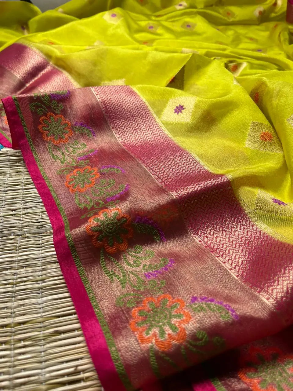 Banarasi Palm Silk Meena Diamond Boota